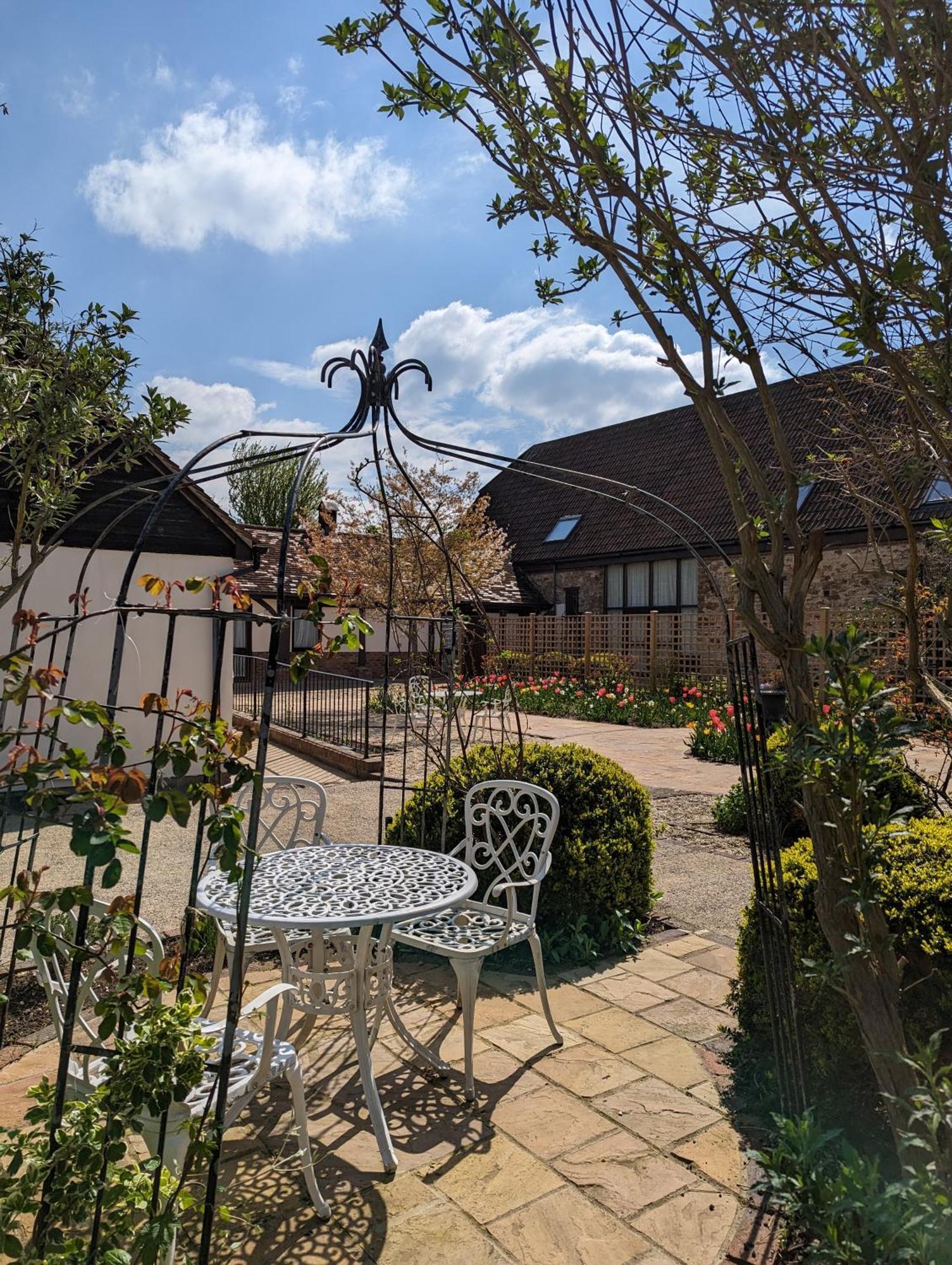 Kingfisher Barn B&B Abingdon-on-Thames Exterior photo